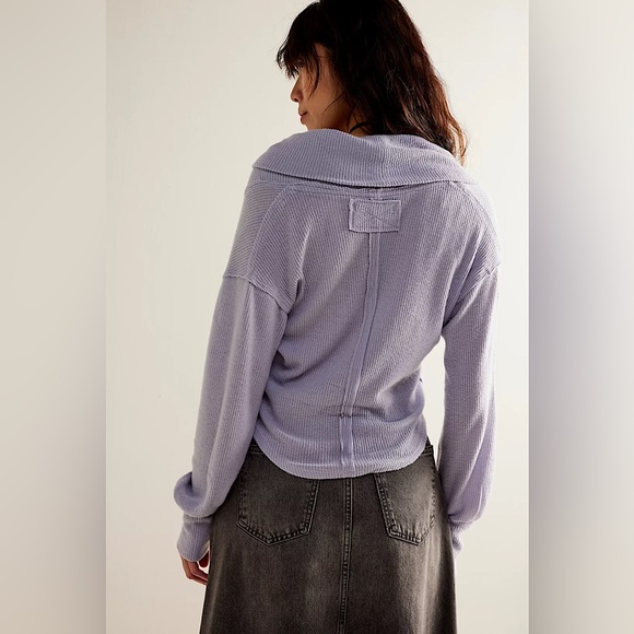 NEW Free People We The Free Hold Me
Close Pullover - Picture 3 of 16